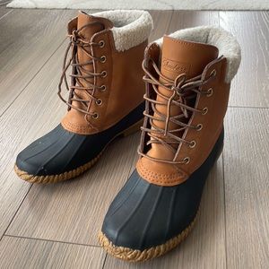 Waterproof Winter Snow Boots, Women’s size 8